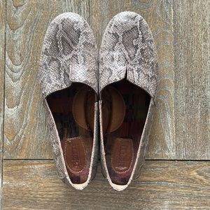 Born snake skin leather loafers in excellent condition